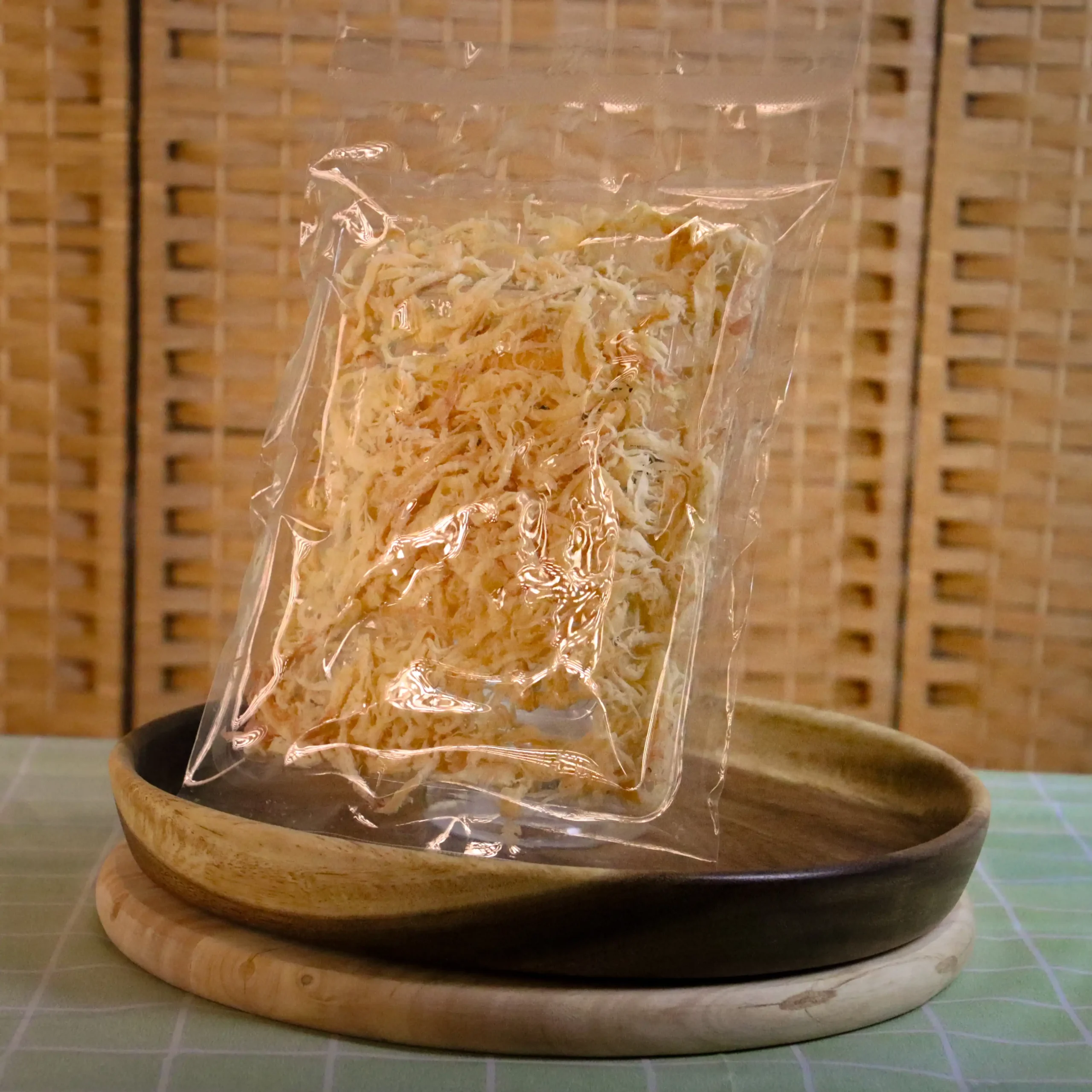 ปลาหมึกหยองอบเนย